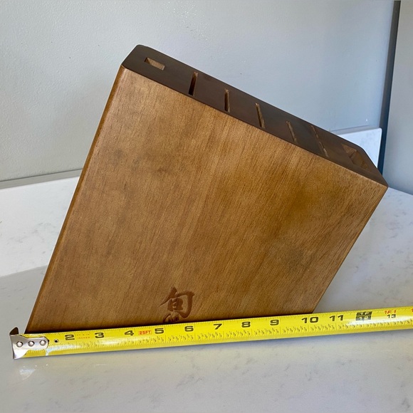 Shun Modern Slim Asymmetrical Walnut 8 Slot Wooden Kitchen Chef Knife Block Only - Picture 12 of 14